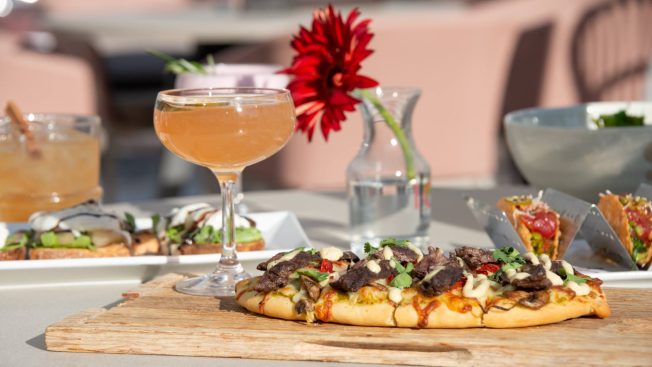 IO Godfrey Steak Flatbread and cocktail